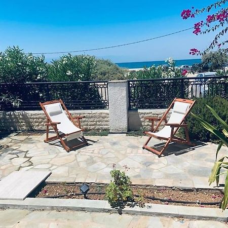 Familienfreundliches Fischerhaus Am Strand Porto Heli Exteriör bild
