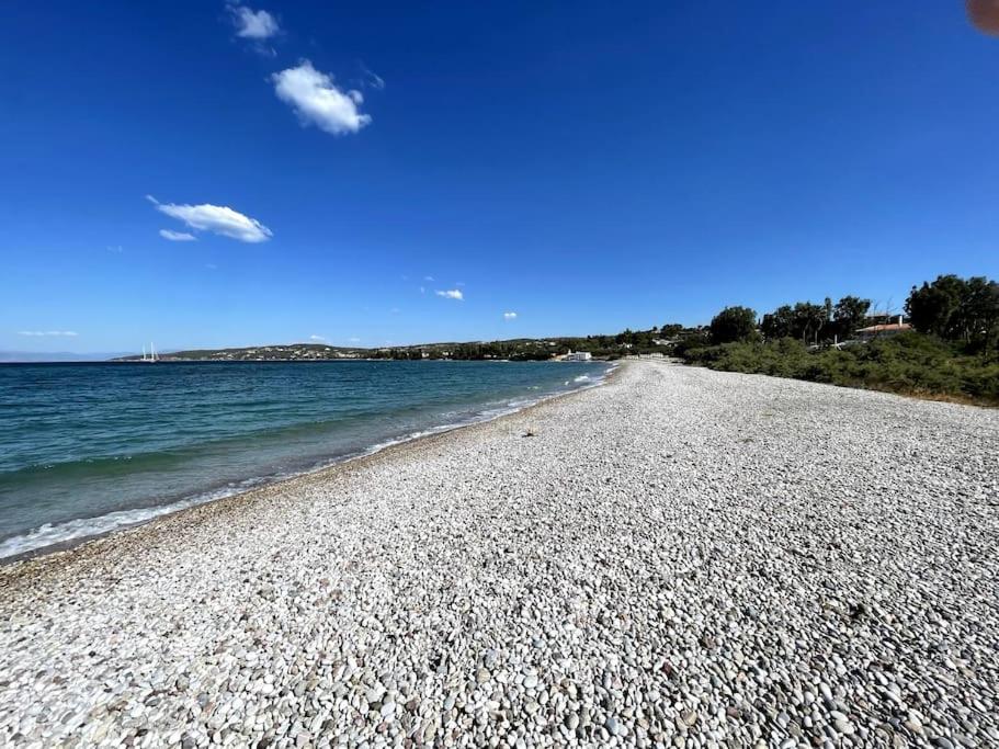 Familienfreundliches Fischerhaus Am Strand Porto Heli Exteriör bild